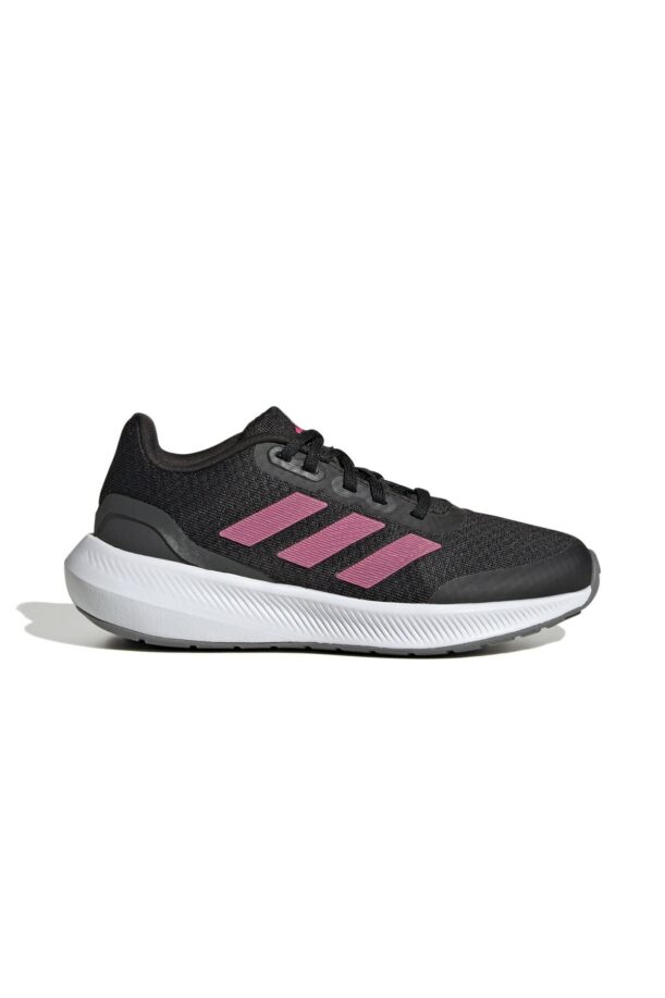 اسنیکر زنانه آدیداس adidas با کد HP5836